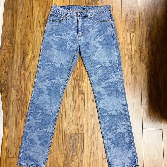 Camo Style Levi’s Jeans - Picture 16 of 16